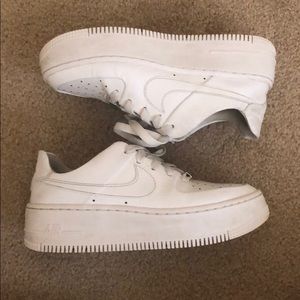Nike Women’s Air Force 1 Sage Low